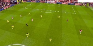 九游娱乐PC版-【英超】姆伯莫、B费破门 曼联2比0热刺